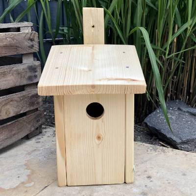 Vogel- und Meisenkästen - Nistkasten aus Massivholz & Handarbeit