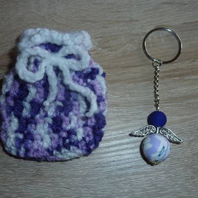Geschenkset Engelchen mit gehäkeltem Täschchen - lila-weiß