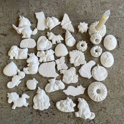 Mysterybox Kinderüberraschung zum Geburtstag - 30 Figuren ca. 4 bis 10cm zum selber Bemalen
