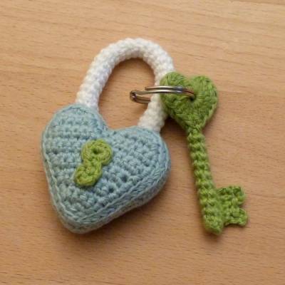 Häkelanleitung Schlüsselanhänger "Liebesschloss mit Schlüssel", pdf-Datei