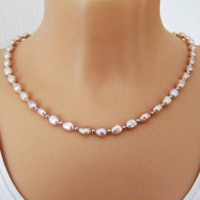 Süßwasserperlenkette Apricot Silberfarben – Zuchtperlen Kette Barock mit Metallperlen