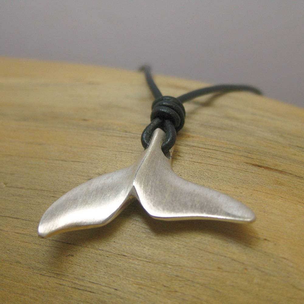 Silberanhänger "Fluke M" Walflosse, Delfinflosse, maritimer Anhänger,  Taucherschmuck, Surferschmuck Bild 3