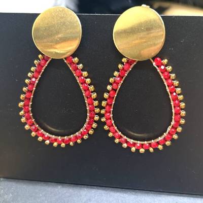 Statement Ohrringe mit extravagantem Steckerteil in Tropfenform, Tear Drops, große Ohrstecker, handgefädelt