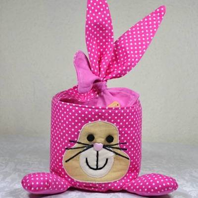 Einzigartiges Osternest mit Hasen,  Osterdekoration, Ostergeschenk