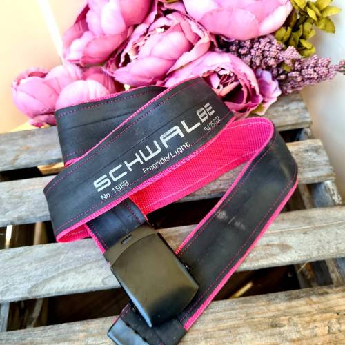 Gürtel pink 110cm  Fahrradschlauch Recyclet Fahrrad Gürtel Gürtelschnalle Bike Geschenk Geschenkidee Outdoor Berge Damen