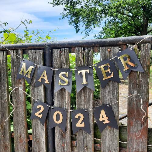 Girlande Master 2026 zur bestandenen Prüfung Abschluss Ausbildung Meisterfeier Glückwunsch Gratulation Studium