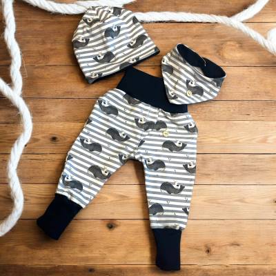 Babykleidung Junge Set Wal Halstücher Baby gestreift Babyhose handmade Babymütze maritim Pumphose Baby Junge blau-weiß