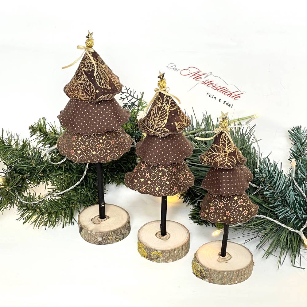 Weihnachtsbäumchen mit Holzsockel braun gold – Handgemachte Weihnachtsdeko in 3 Größen