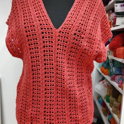 Häkeltop "Red Summer" – Handgehäkeltes Boho Sommertop M/L aus Baumwolle, Unikat, luftiges Strandtop