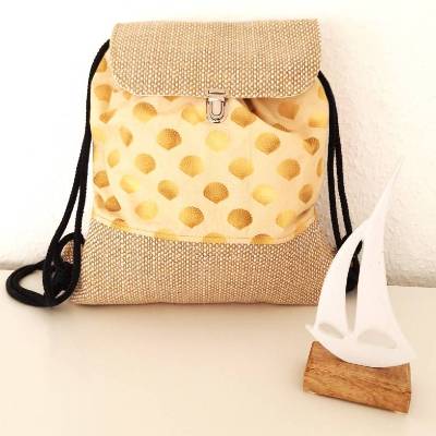 Rucksack mit Klappe und Kordel, goldgelb/senf