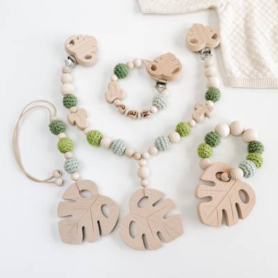 Schnullerkette mit Name, Greifling, Kinderwagenkette, Babyschalenanhänger mit Holzblatt