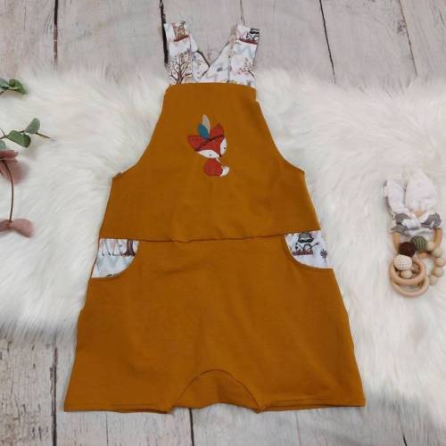Latzhose forest friends gelb – Größe 50-122 | Bequeme Baby- & Kinderlatzhose