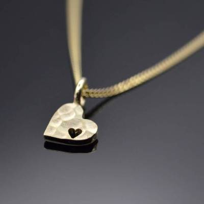 333er Gelbgold Anhänger  "Corazón"/handgefertig