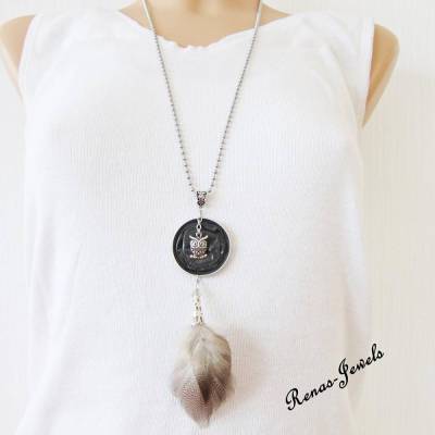 Lange Bettelkette Edelstahl Kugelkette braun silberfarben mit Feder Quaste Upcycling Eule Anhänger Bohokette