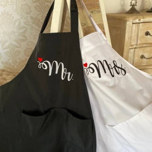 Hochzeitsschürzen Set,Das Geschenk für Braut und Bräutigam oder zum Hochzeitstag, Hochzeitsgeschenk personalisiert