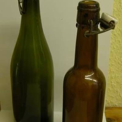 2 schöne Bierflaschen aus Berlin