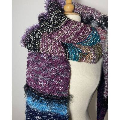 Gestricktes Oversize Tuch, Strickschal, buntes Unikat aus verschiedensten Garnen
