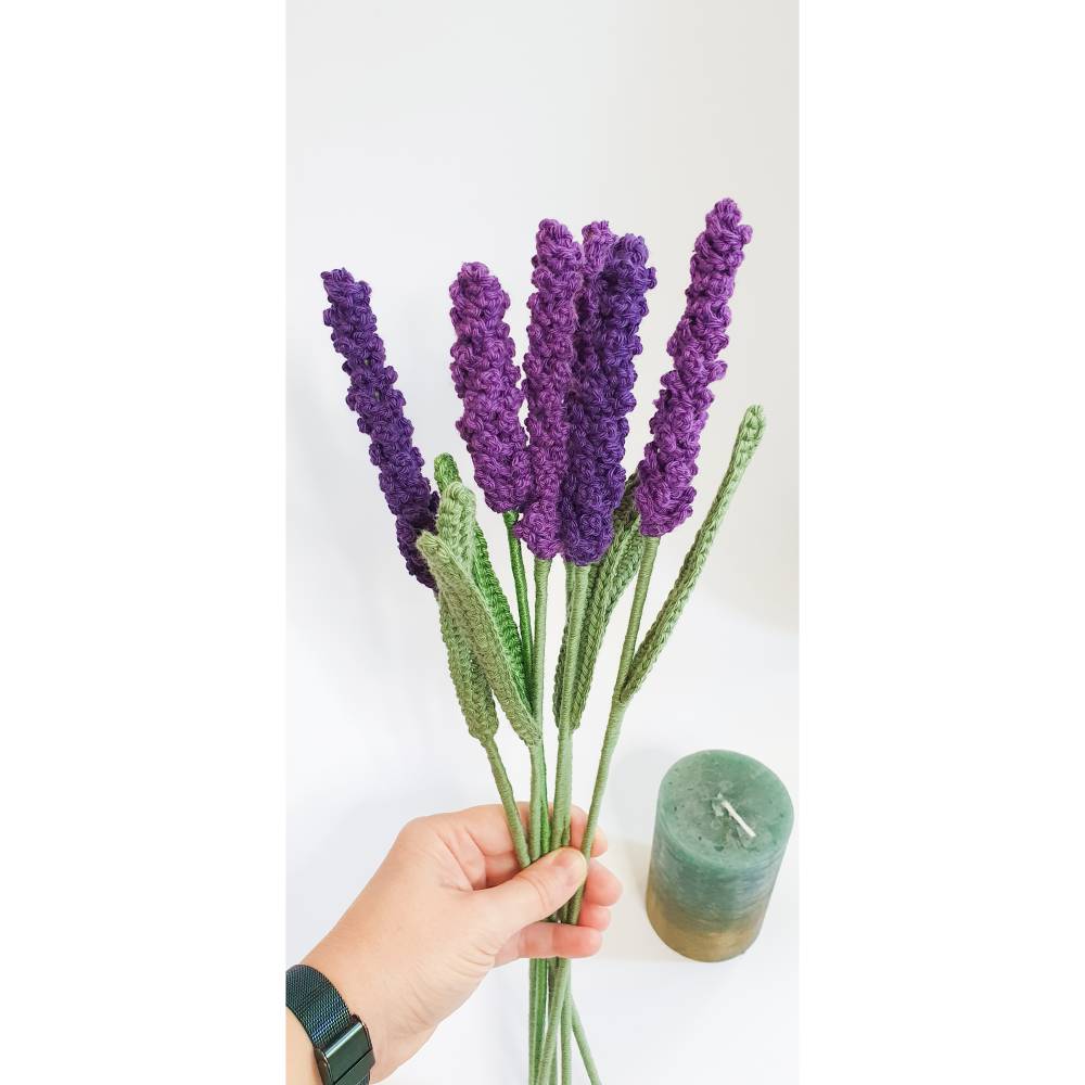 Lavendel gehäkelt | gehäkelte Pflanzen | dekorativer Blumenstrauß | Geschenkidee für Freunde und Kollegen Bild 1