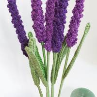 Lavendel gehäkelt | gehäkelte Pflanzen | dekorativer Blumenstrauß | Geschenkidee für Freunde und Kollegen