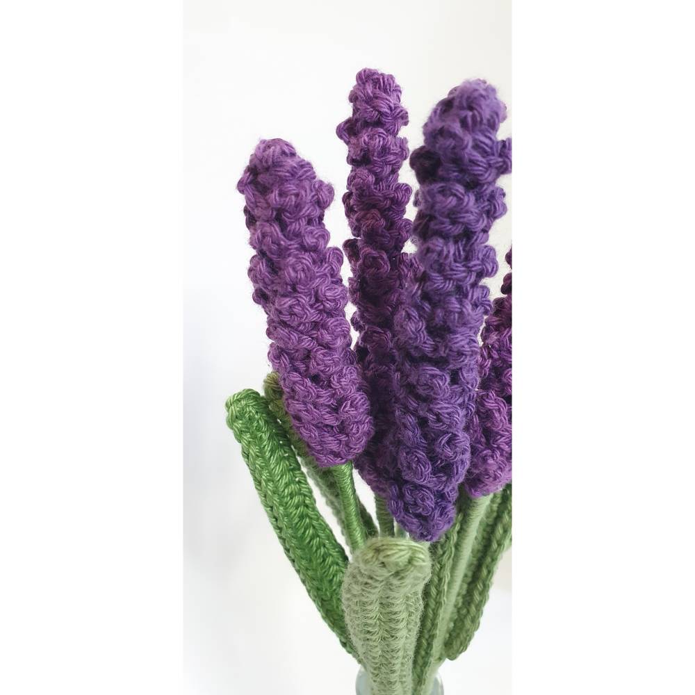 Lavendel gehäkelt | gehäkelte Pflanzen | dekorativer Blumenstrauß | Geschenkidee für Freunde und Kollegen Bild 4
