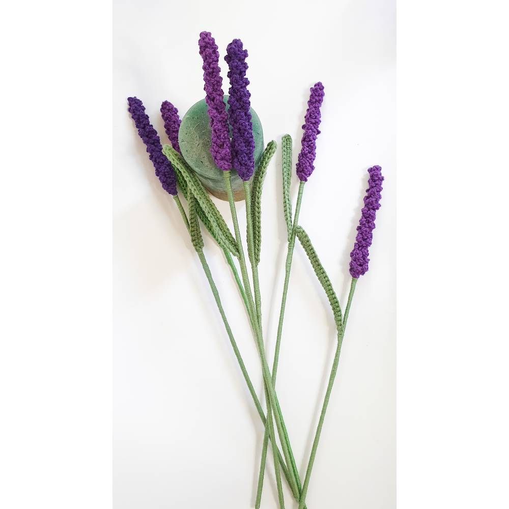 Lavendel gehäkelt | gehäkelte Pflanzen | dekorativer Blumenstrauß | Geschenkidee für Freunde und Kollegen Bild 5