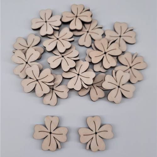 Kleeblatt 15 tlg. Streu Tischstreu Dekoartikel zum Basteln Glückssymbol Kindergeburtstag Geburtstag Konfetti DIY