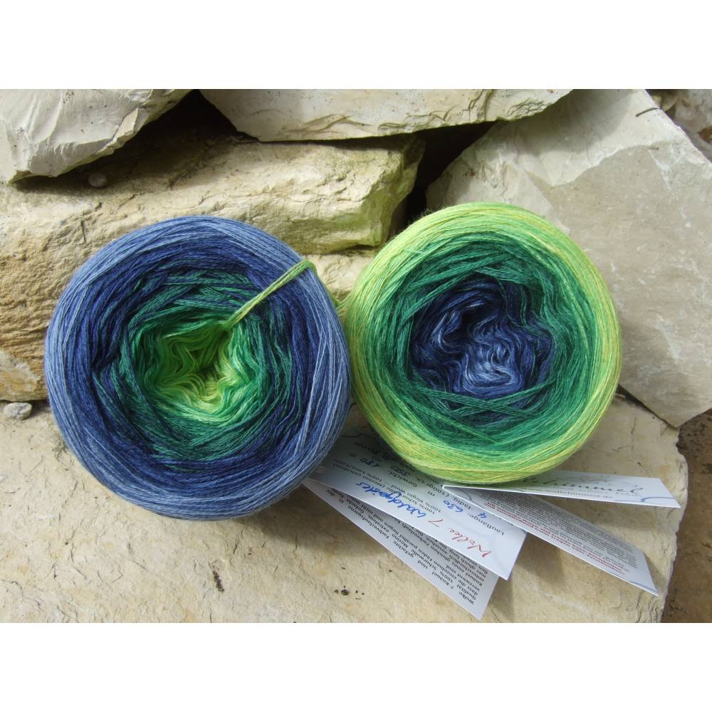 100% Schurwolle Merino extrafein Bobbel gefachter Farbverlauf Wolke 7 Waldgeister 4-fädig Bild 1