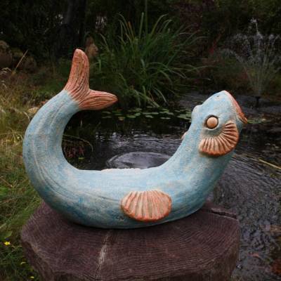 Türkiser Paradiesfisch schlanker Fisch aus Keramik Wasserspeierfisch frostfeste Gartenkeramik
