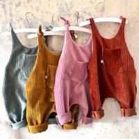 Jumper BUBBLE Breitcord – Handmade Latzhose für Baby & Kind in 4 Farben, Gr. 68-80