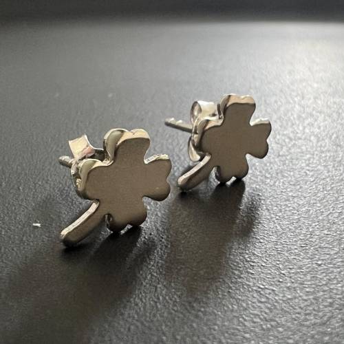 Glücksklee Ohrstecker aus 925-Silber - T78