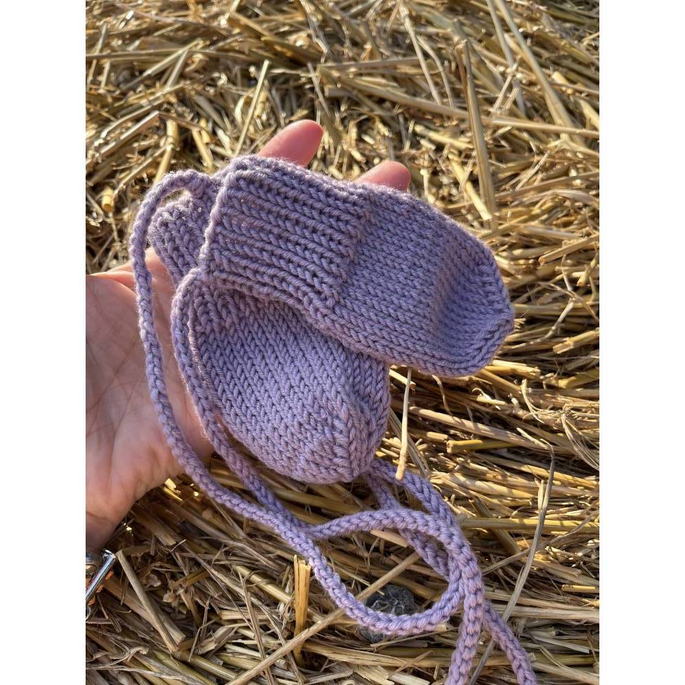 Gestrickte Baby-Handschuhe Fustlinge mit Kordel 100% Merino 0-6 Monate  /6-12 Monate