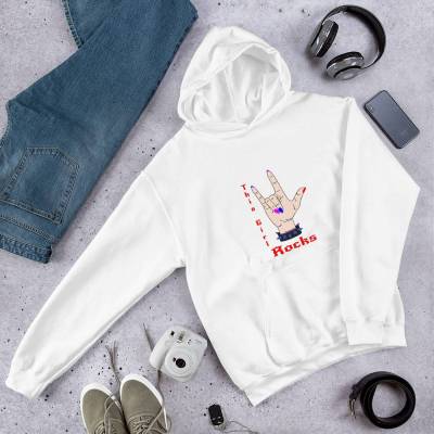Kuscheliger Hoodie mit bezaubernden Design "This Girl Rock" – Power und Style vereint