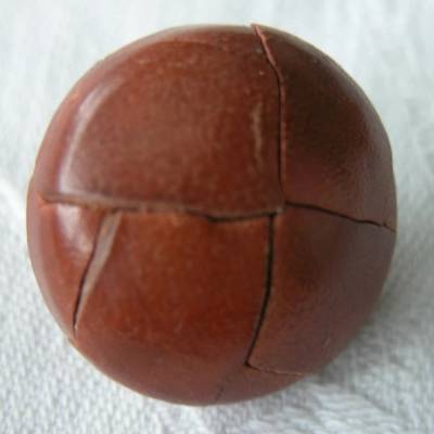 10 Lederknöpfe Ø 2 cm – Vintage Knöpfe im guten Zustand mit Lagerspuren