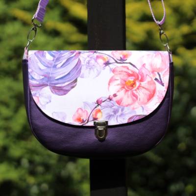 Kleine Handtasche - Saddle Bag Svea * Blumen * lila