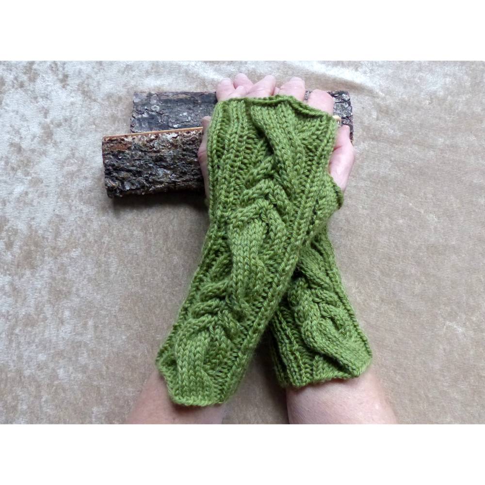 Strickanleitung Stulpen Cleo - fingerlose Handschuhe mit Daumenkeil Bild 2