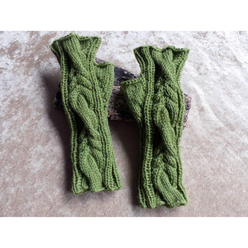 Strickanleitung Stulpen Cleo - fingerlose Handschuhe mit Daumenkeil Bild 6