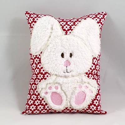 Kuschelkissen Häschen – Handgemachtes Schmusekissen für Kinder mit Blumenmuster