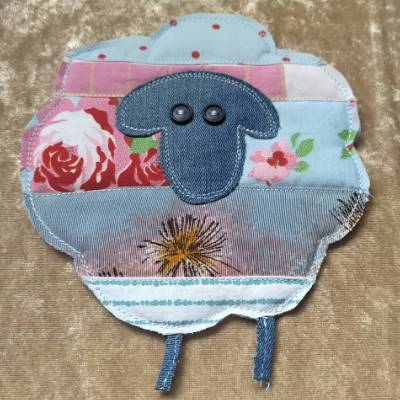 Mug Rug, Tassenuntersetzer, Patchwork-Untersetzer Schaf