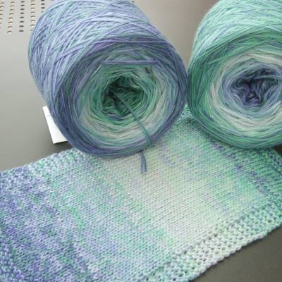 100% Schurwolle Merino extrafein Bobbel Schatten Wolke 7 Elisabeth 4-fädig