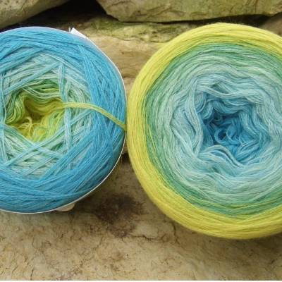 100% Schurwolle Merino extrafein Bobbel gefachter Farbverlauf Wolke 7 Südsee 4-fädig