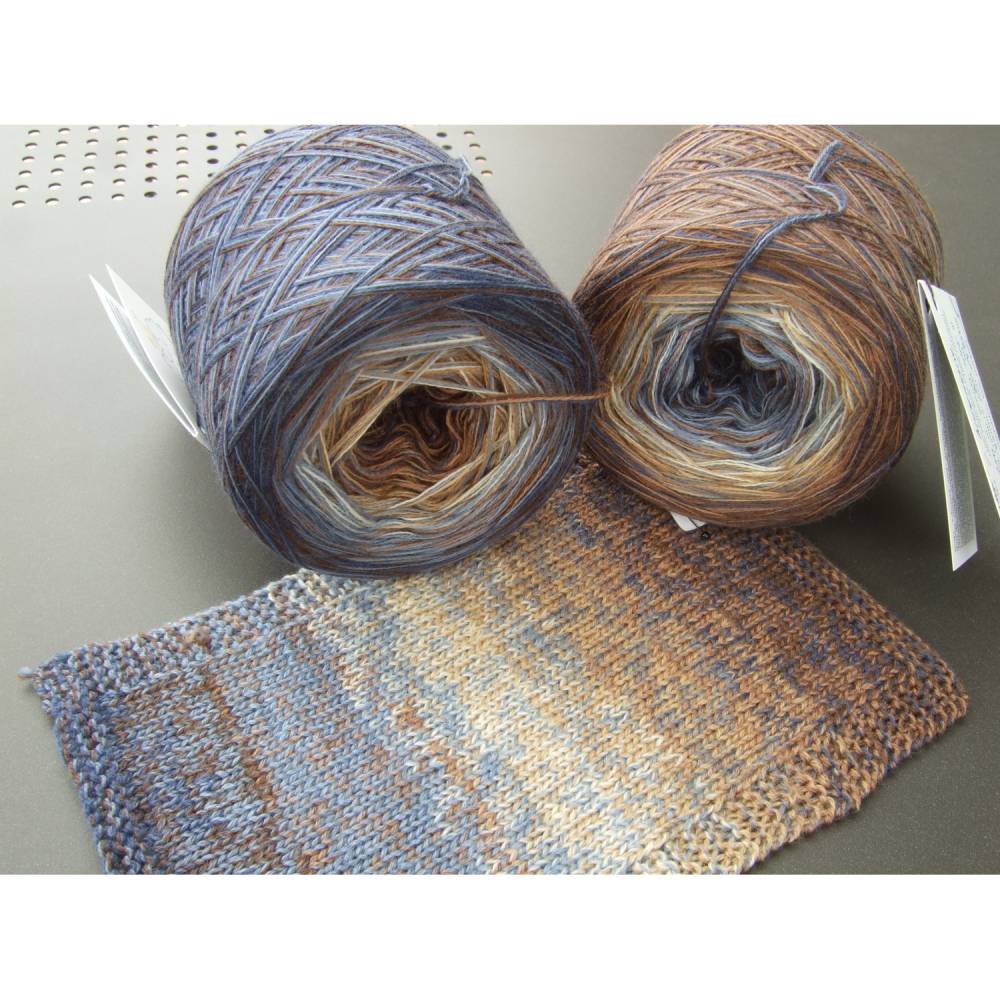 100% Schurwolle Merino extrafein Bobbel Schatten Wolke 7 Annemarie 4-fädig Bild 1