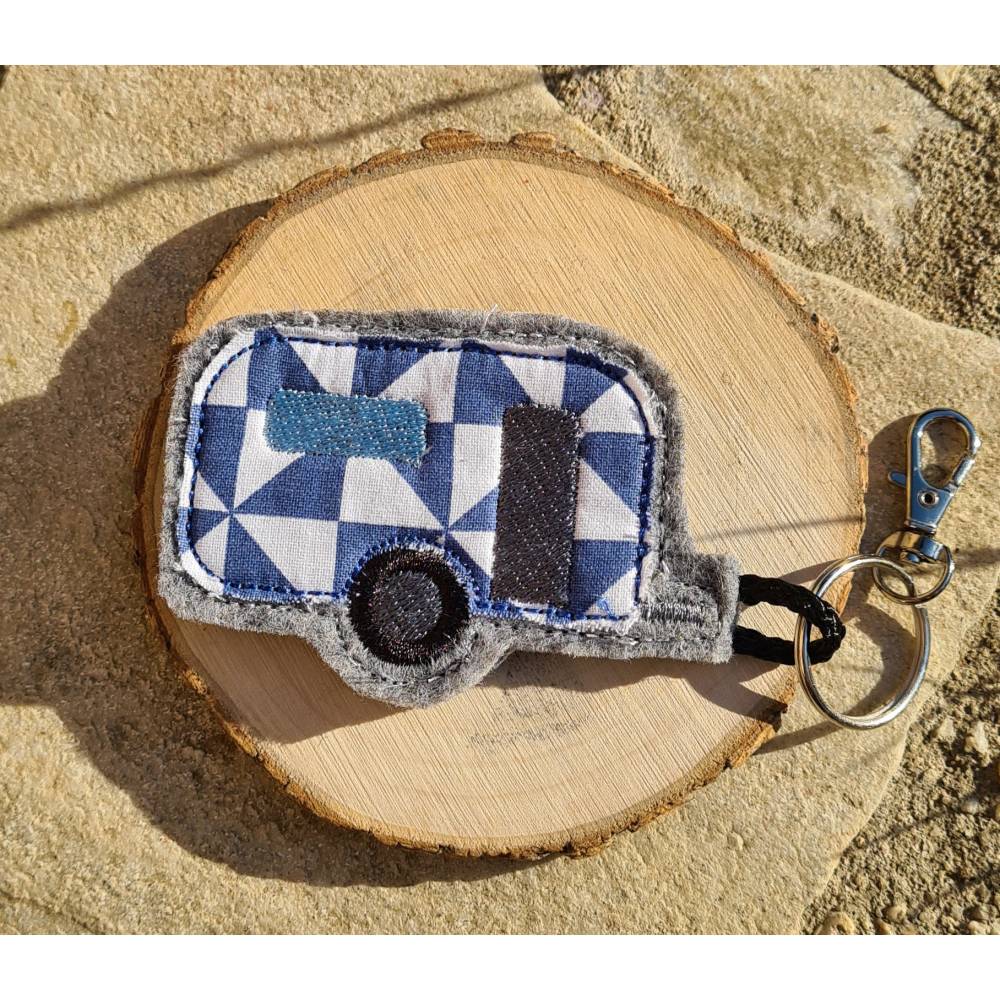 Stickdatei Anhänger Wohnwagenanhänger Camper ITH Bild 5