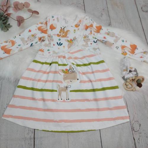 Gr. 110, Kleid mit Raffung und Spitze, Waldtiere Reh