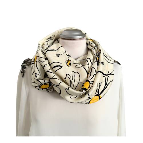 Loopschal aus Viskose in creme mit Blüten für Damen *Mamasign