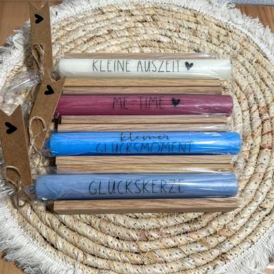 Glückskerze / Kleine Auszeit -  Kerze mit Spruch hübsch verpackt im Holzkästchen / Stabkerze 18 cm