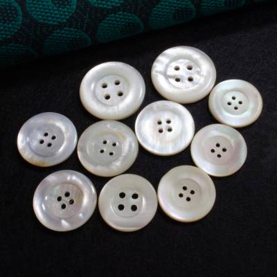 10 alte Vintage Perlmuttknöpfe Mix 22mm 24mm 28mm creme weiß Knöpfe aus Perlmutt alte Knöpfe 4 Loch, Trödel Dings da