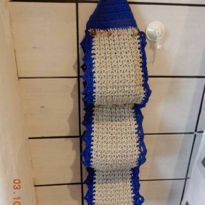 Handgehäkelter WC-Papierrollen Halter zum aufhängen