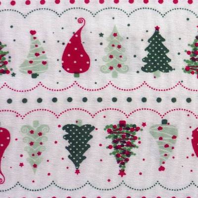 Patchworkstoff Tante Ema weihnachtliche Tannenbäume auf weißem Hintergrund