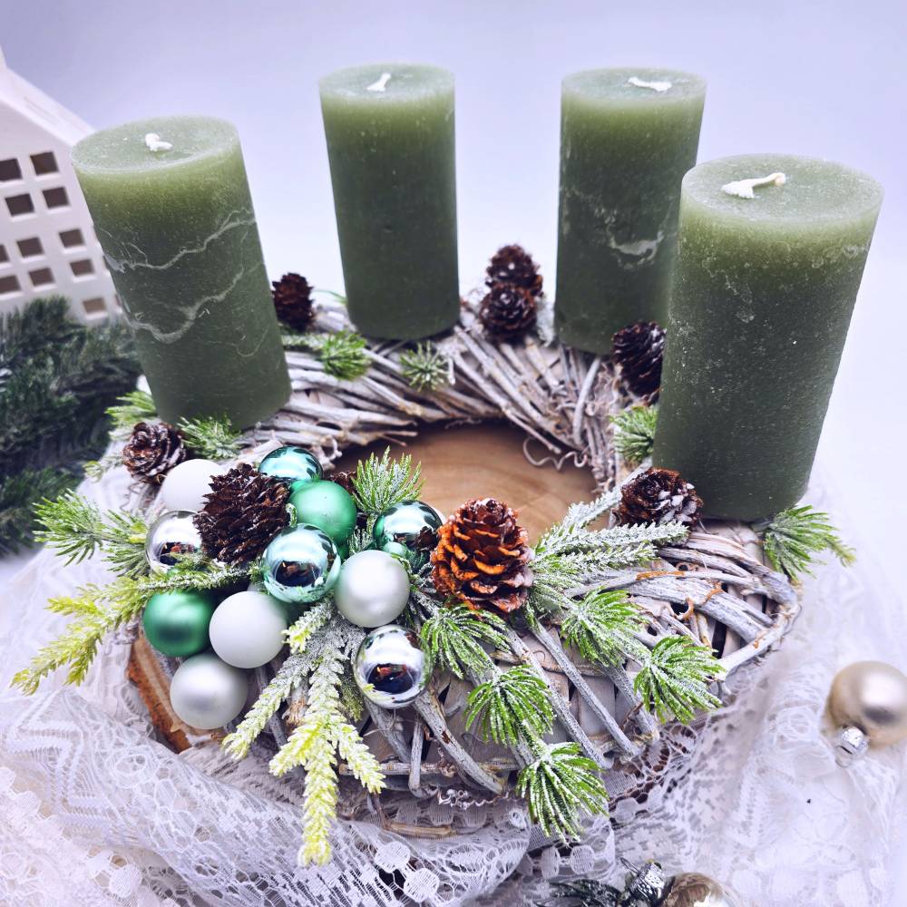 Adventskranz | Deko für die Weihnachtszeit | Adventsgesteck | Adventskranz salbei