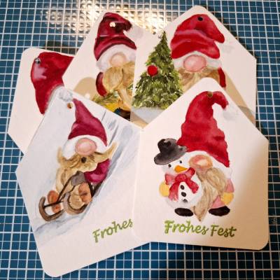 Geschenkanhänger 5 Stück Wichtel zu Weihnachten handgemalt
